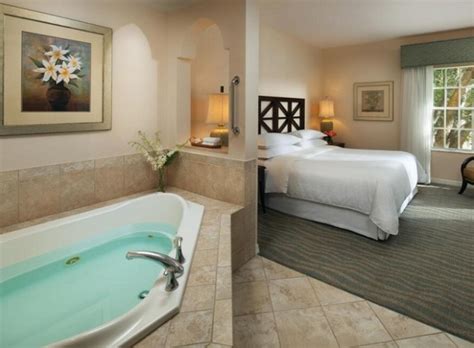 14 Romantic Hotels With Jacuzzi in room in Orlando, Florida