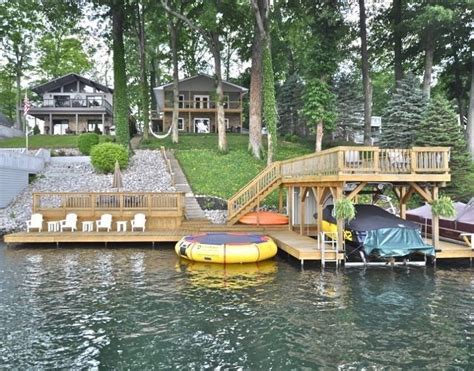 lakefront decks and docks - Google Search | Lake house, Lake houses ...