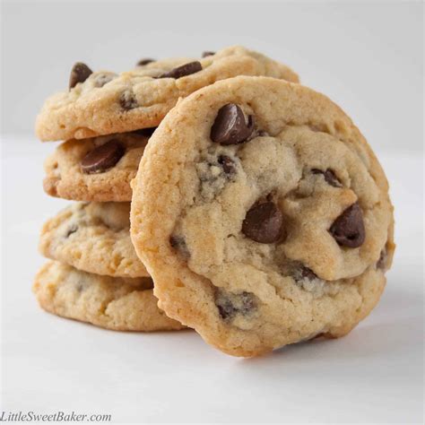 Chocolate Chip Cookies Images & Pictures - Becuo