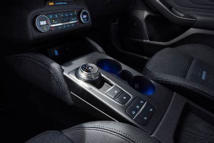 Interior design and technology – Ford Focus - Just Auto