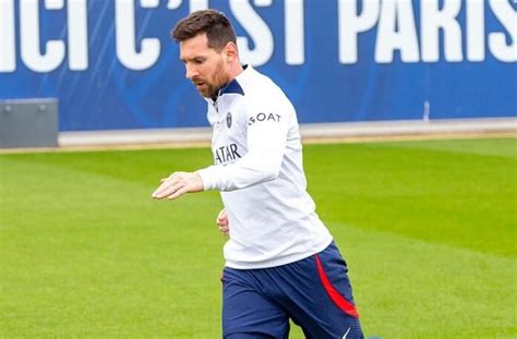 Lionel Messi returns to PSG training | Mundo Albiceleste