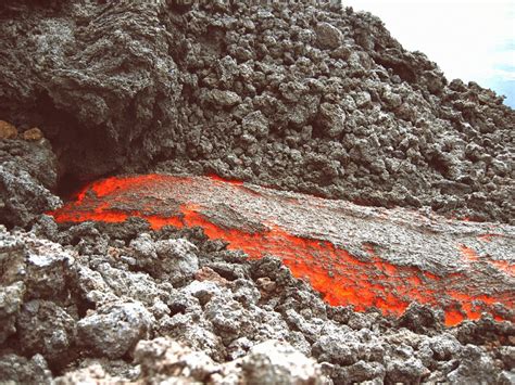 Igneous Rocks – Earth Science Facts | Cool Kid Facts