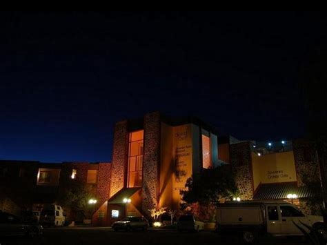 Desert Cave Hotel, Coober Pedy - Compare Deals