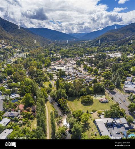 An aerial view of the beautiful town of Bright in the Victorian Alps, Australia Stock Photo - Alamy