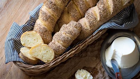 Semolina Bread (Easy & Delicious) : Italian Recipe Book