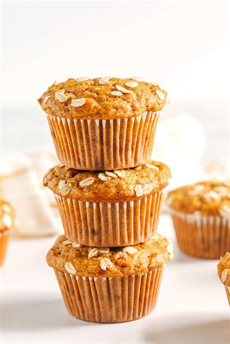 Banana Breakfast Muffins - Eat Yourself Skinny