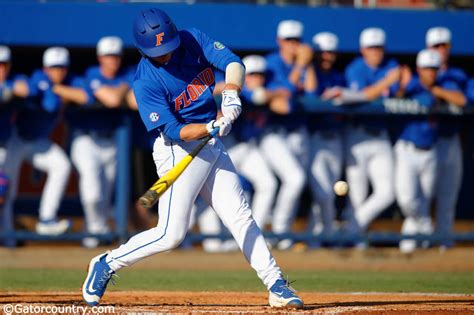 Florida Gators baseball stuns South Carolina | GatorCountry.com