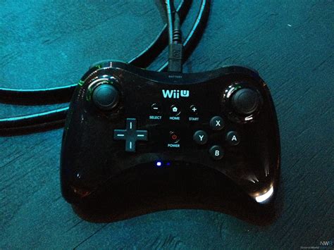 Wii U Pro Controller Hands-on Preview - Hands-on Preview - Nintendo ...