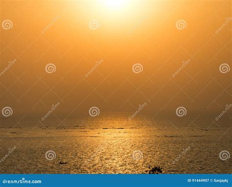 Evening at Marine Drive Mumbai Stock Image - Image of gold, space: 91444907