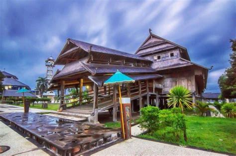 Rumah Adat Sumbawa Dan Penjelasannya - MyBLOG