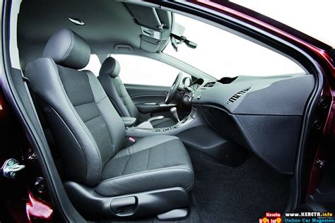 2011-Honda-Civic-Interior-View