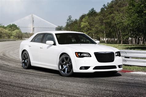 CHRYSLER 300 SRT8 Specs & Photos - 2011, 2012, 2013, 2014, 2015, 2016, 2017, 2018, 2019, 2020 ...