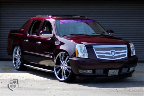 Cadillac Escalade EXT Luxury Pickup Truck Restyled by Lexani — CARiD.com Gallery