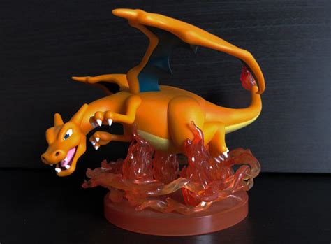 Pokemon Gallery Figure: Charizard - more pics | The GoNintendo Archives | GoNintendo