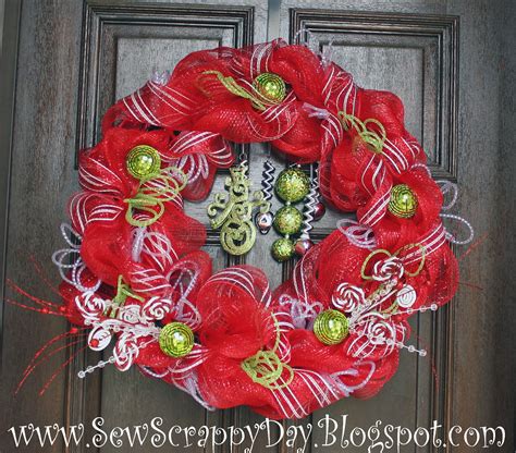 Sew Scrappy Day: Bright Red Deco Mesh Christmas Wreath