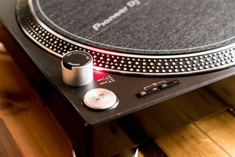 Pioneer PLX-500 review: A turntable for vinyl n00bs and Technics-loving DJs alike | Ars Technica