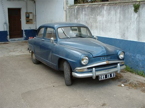 Jardin de Charlotte: 1958 Simca Aronde