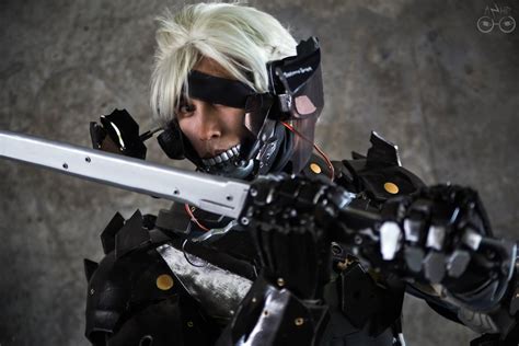 Metal Gear Rising Revengeance Raiden Mask