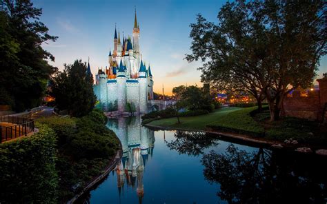 🔥 [40+] 4K Disney Wallpapers | WallpaperSafari