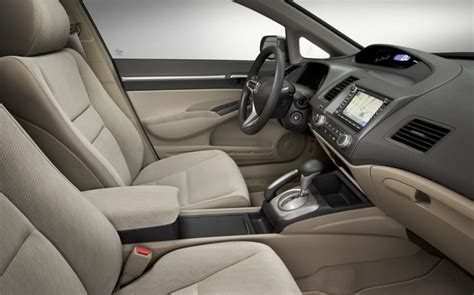 latestcars launch: 2011 honda civic interior