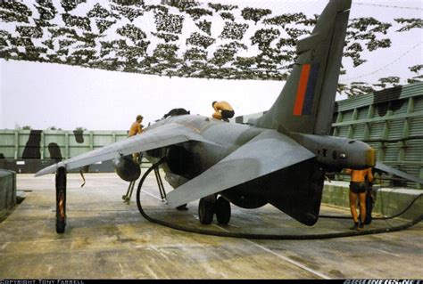 Hawker Siddeley Harrier GR3 - UK - Air Force | Aviation Photo #2090322 | Airliners.net