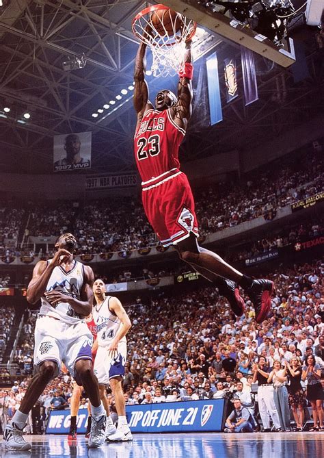 Online crop | HD wallpaper: Chicago Bulls Michael Jordan, scottie ...