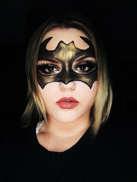 Batman Makeup Halloween | Batman makeup, Makeup, Halloween makeup