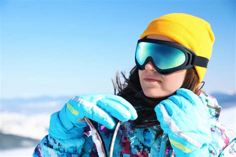 10 Best Ski Goggles Under 50 in 2022 - Reviews and Buying Guide