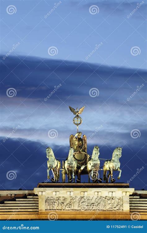 Quadriga on Brandenburg Gate Stock Image - Image of horsees, history: 11752491