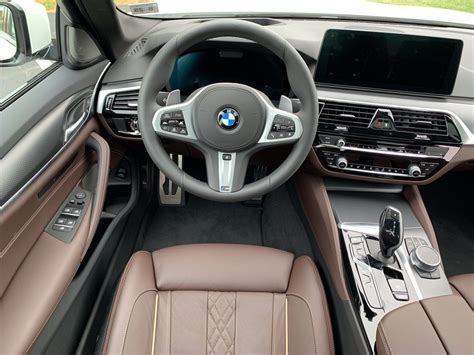 2023 BMW 5-Series: 190 Interior Photos | U.S. News