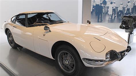 Toyota 2000GT