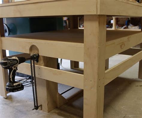 Drill Powered Adjustable Height Work Bench! : 7 Steps (with Pictures) - Instructables