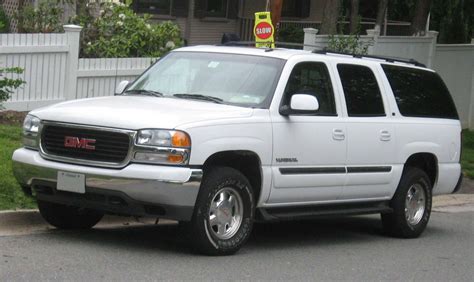 2003 GMC Yukon XL 4-Door 1500 4WD SLT