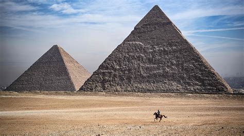 A Long-Lost Branch of the Nile Helped in Building Egypt’s Pyramids - The New York Times