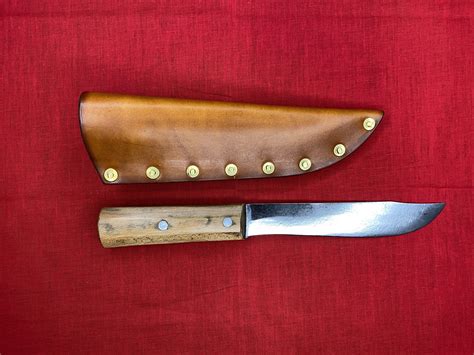 Vintage Bushcraft knife with leather sheath