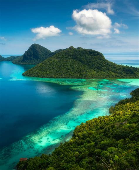 Bohey Dulang Island: Paradise off the Coast of Borneo