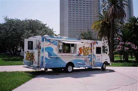 10 Food Truck Design Ideas that Invite More Profit