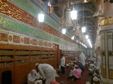 Inside The Masjid Al Nabawi 50 Pictures - Articles about Islam