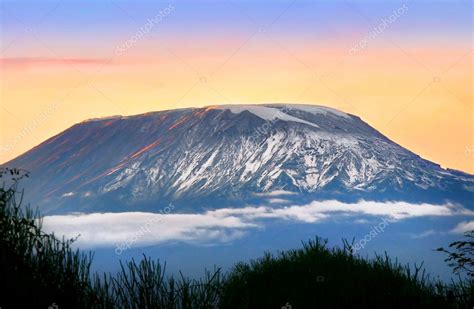 Sunrise on mount Kilimanjaro — Stock Photo © Anna_Om #6476607