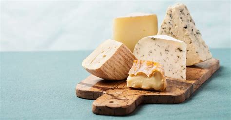 Dream of Cheese - Is It New Beginnings of Romantic Relationship?