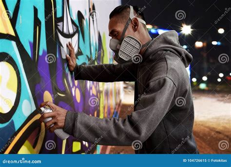 Graffiti Artist Painting Wear Respirator Mask Editorial Image - Image of create, outdoor: 104726615