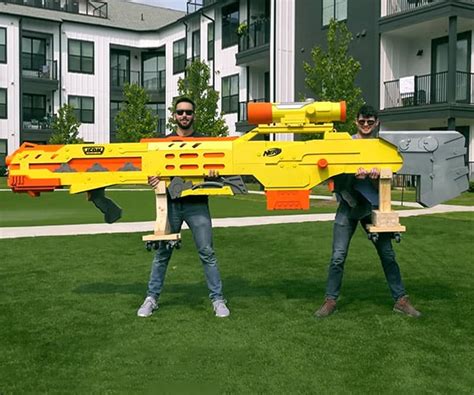 The World's Largest NERF Gun Measures More than 12 Feet Long