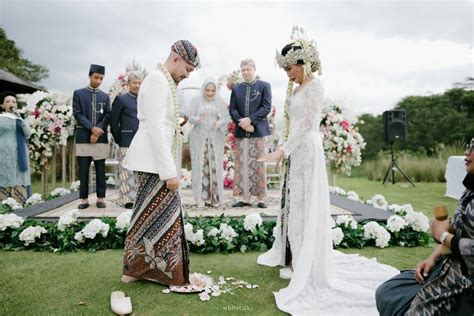 Pernikahan Adat Sunda Dan Prosesi Lengkapnya | Weddingku.com