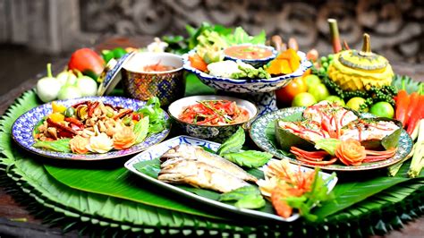 Exploring Thai Food: Cultural Importance, Staple Ingredients, Plus 20+ Mouthwatering Recipes ...