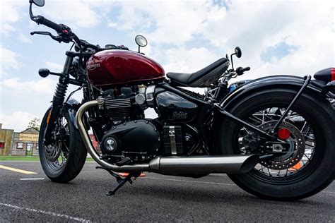 Triumph Bonneville Bobber Images | Reviewmotors.co