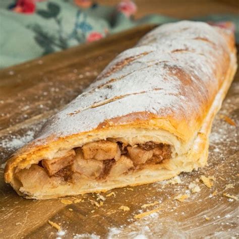 Apple Strudel with Puff Pastry - Quick and Easy Dessert Recipe