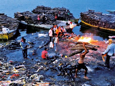 Saving a river: Pollution in India’s Ganges makes it toxic