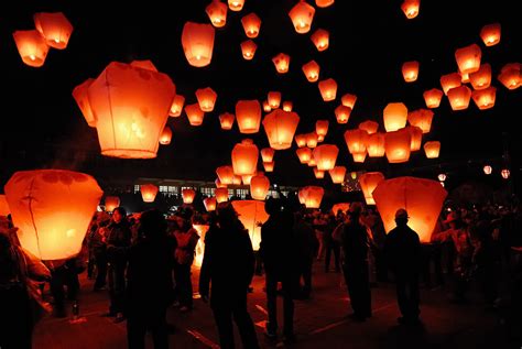 How to Launch Sky Flying Lanterns