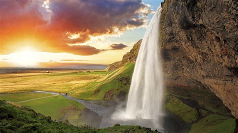 15 Most Beautiful Waterfalls in the World | Condé Nast Traveler