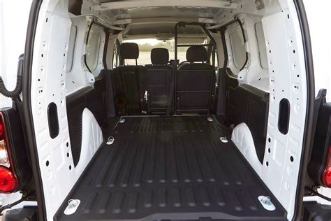 Citroen Berlingo Electric (2013-2019) practicality & load space ...